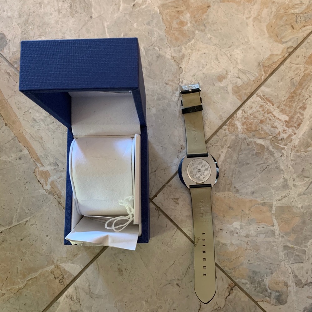 Swarovski Crystalline Silver/Grey Watch With Genuine Leather Black Band 5024453 - Picture 4 of 4